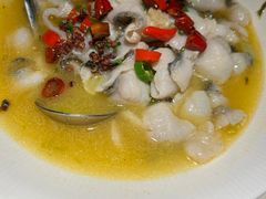 -荷塘秋月·本帮江浙菜(国权路店)