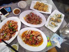 -四川小胡子海鲜(丁村万人海鲜广场店)