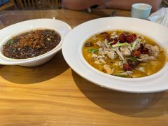 -严记小天府酸菜鱼(西四路店)