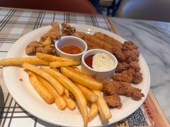 -菲滋意式餐厅(海宁银泰城店)