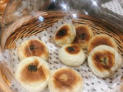 -沁屋面包店(人民东路店)