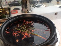 -钢管厂五区小郡肝串串香(奥克斯广场锦城万达店)