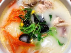 云南过桥米线-云海肴·汽锅鸡·云南菜(广安门天虹店)