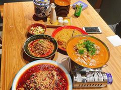 -先启半步颠小酒馆(常熟万达广场店)