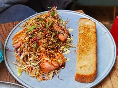 烤三文鱼沙拉-O'mills Sourdough Bakery&Bistro(永嘉路店)