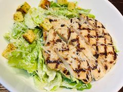 碳烤鸡胸凯撒沙拉-bluefrog蓝蛙(皇庭广场店)