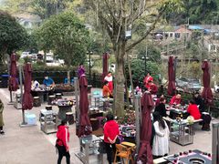 -楠柏弯休闲山庄(梨花溪店)