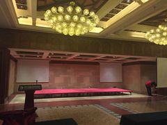 -月亮河温泉度假酒店