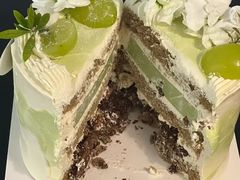 -鹿里烘焙LulyBaking(东二环泰禾广场店)