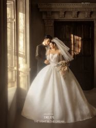 -雪中彩影婚纱摄影·微光艺术中心