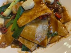 撒坝腌肉炒春笋-泓0871臻选云南菜·味庄
