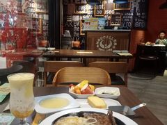 -豪客来牛排(空港华联店)