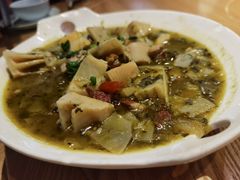 -头上红煨盐鸡·非遗院子餐厅