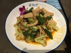 -美奈小馆·越南料理(中航城君尚购物中心店)