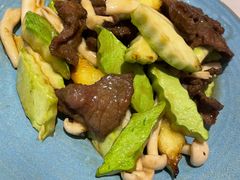 翠玉瓜菌菇牛肉-鹿港小镇(悠唐店)