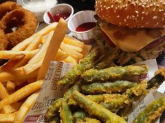 -The Habit Burger Grill 哈比特汉堡(复兴soho店)
