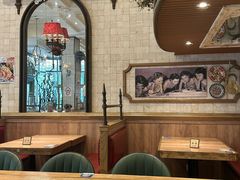 -玛格萝妮比萨屋(四平店)