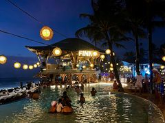 -FINNS Beach Club
