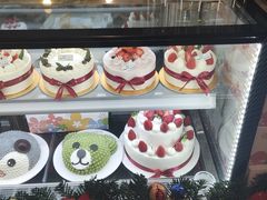 -花花卷卷·鲜食蛋糕(静安久光百货店)