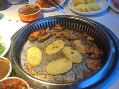 -钱小奴创意自助餐厅·山野黑猪肉畅吃(苏州昆山招商花园城店)