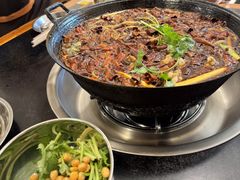 -鸿顺老铁锅美蛙鱼府(解放碑店)