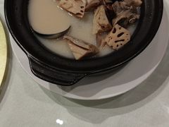 -品泉餐厅·大盆鱼·走地鸡