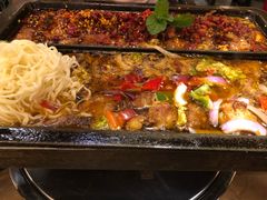 菠萝碳烤鸡腿-斗鸡饭场伙(新南门店)