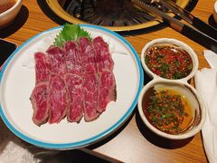 -炼火烤肉店
