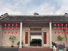 -何乡别院·中式农庄(姑婆山大道店)