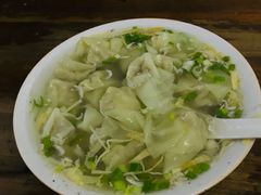 -胖子馄饨坊(天目大厦东南)
