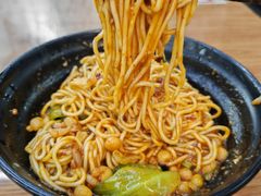-耙豌豆重庆小面
