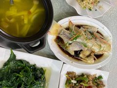 -范饭椰林川湘味海鲜·椰子鸡(三亚湾椰梦长廊店)