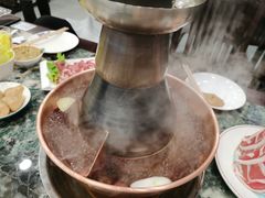 -楼外楼大刀肉传统火锅居(幸福街店)