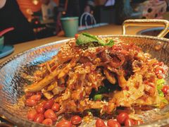 手撕扁担鸡-吃饭皇帝大(解放西路店)