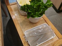 -鲁员外地锅鸡地锅鱼(古墩路店)