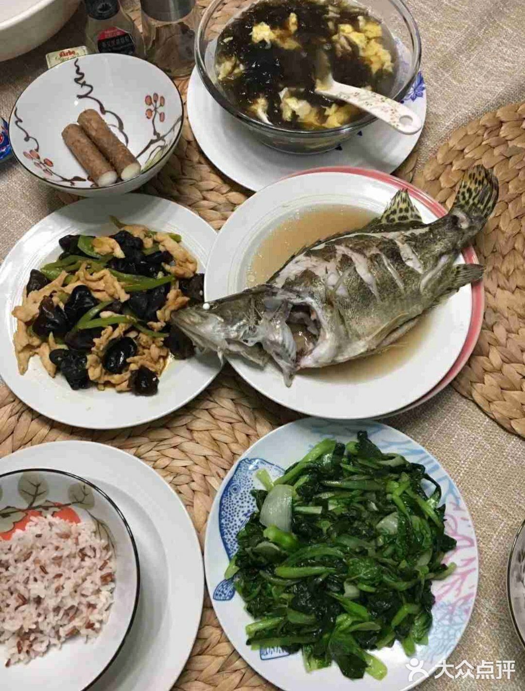 很高兴遇见你，我叫刘海玲！