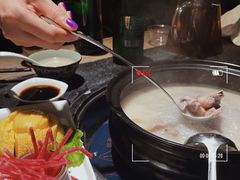 -大匠工房古船木艺术餐厅·猪肚鸡专门店(长白仙岛店)
