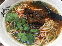 -黑白电视长沙小吃(美林M·LIVE天地东座店)