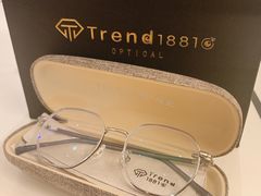 -Trend1881视光·蔡司视觉(领展广场店)