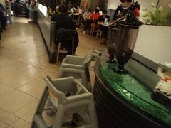 大堂-必胜客(金元宝店)