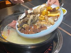 -野菌皇海景野生菌火锅(滨海大道店)