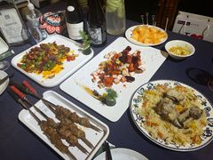 -伊带伊路新疆美食府(呼家楼店)