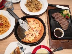 -必胜客(砂之船中东奥莱店)