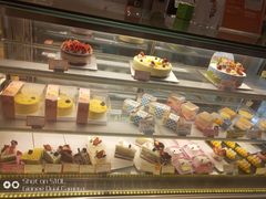 面包甜点陈列柜-BreadTalk面包新语·烘焙蛋糕(中心书城店)