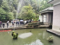 -滴水洞景区