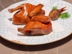 脆皮乳鸽-新荣记(BFC外滩金融中心店)