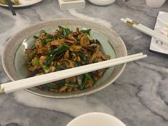 -蔼若春.传承三十年云南菜(金碧公园店)