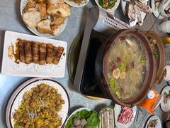 -东记炭炉·海鲜鸡煲(龙华店)