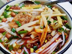 原味柳州螺蛳粉-忆螺巷螺蛳粉(步行街小巷店)