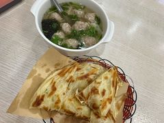 -石门侯·石门馄饨侯(革新北街店)